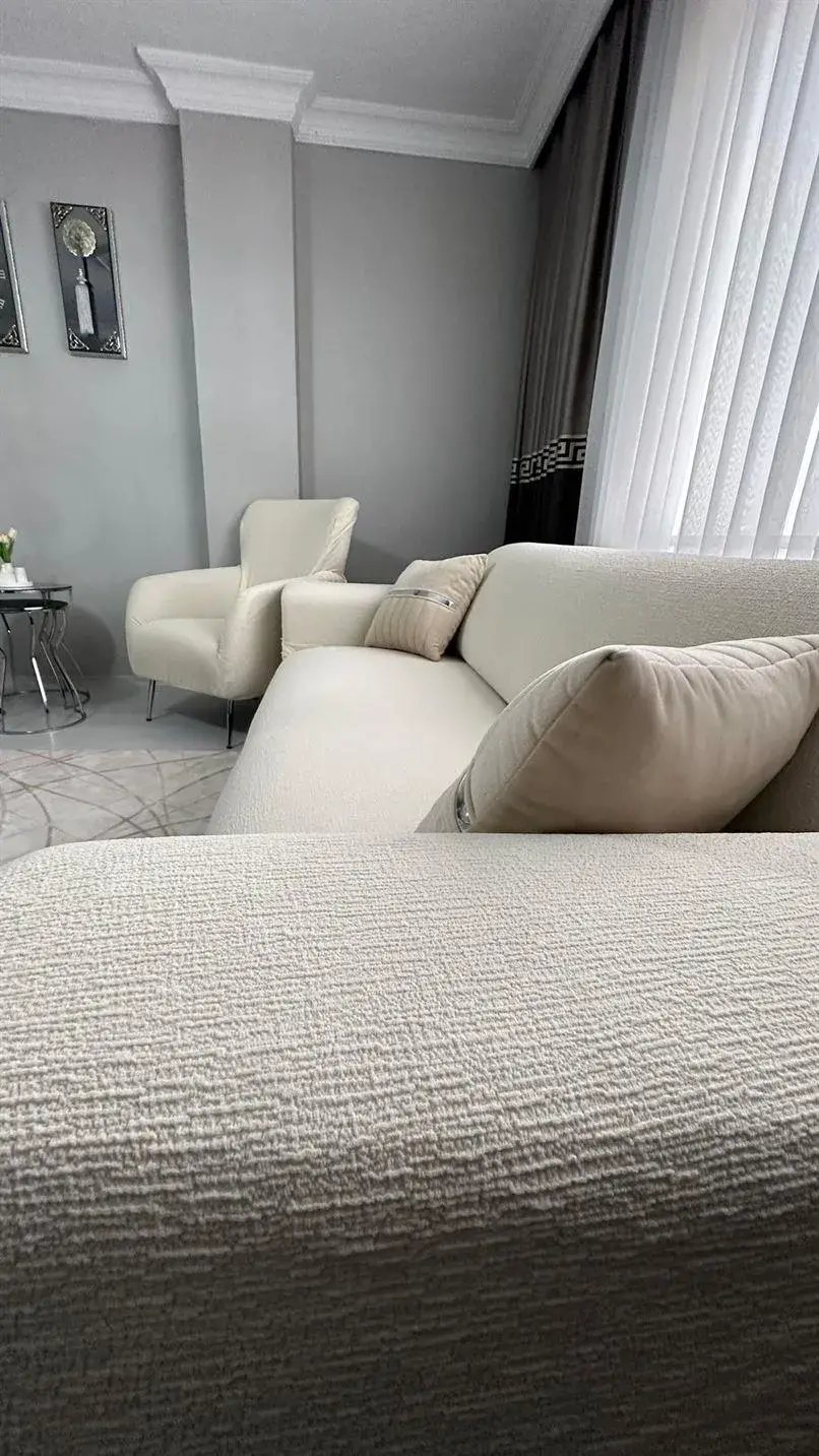 Krem kalın jakar koltuk örtüsü detaylı görünümü